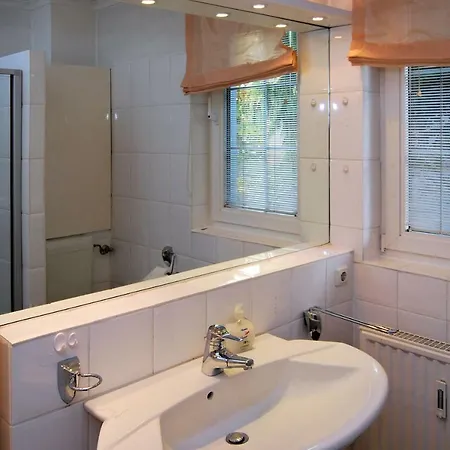 Stresemannstraße 3 Apartment